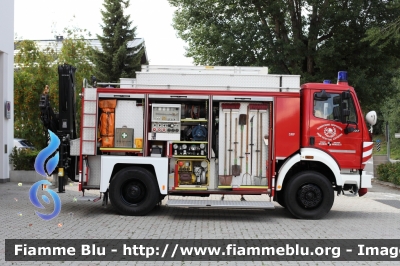 Mercedes-Benz 1227
Vigili del Fuoco
Unione Distrettuale di Alta Val Puteria
Corpo Volontario di Monguelfo
Freiwillige Feuerwehr Welsberg
Polisoccorso Incidenti Stradali allestimento Rosenbauer
VF 0LS BZ
Parole chiave: Mercedes-Benz 1227 VF0LSBZ