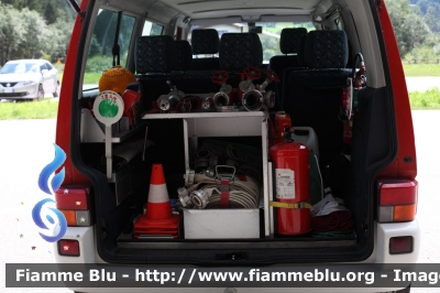 Volkswagen Transporter T4
Vigili del Fuoco
Unione Distrettuale Alta Val Pusteria
Corpo Volontario di Anterselva di Mezzo
Freiwillige Feuerwehr Antholoz Mittertal
Allestimento Brandschutz
VF 14J BZ
Parole chiave: Volkswagen Transporter_T4 VF14JBZ