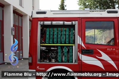 Mercedes-Benz Sprinter 4x4 II serie
Vigili del Fuoco
Unione Distrettuale di Alta Val Puteria
Corpo Volontario di Monguelfo
Freiwillige Feuerwehr Welsberg
Allestimento Brandschutz
VF 19W BZ
Parole chiave: Mercedes-Benz Sprinter_4x4_IIserie VF19WBZ