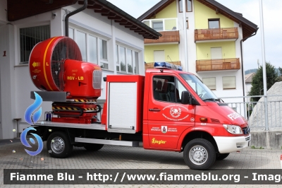 Mercedes-Benz Sprinter 4x4 II serie
Vigili del Fuoco
Unione Distrettuale Bassa Val Pusteria (BZ)
Bezirksverband Unterpustertal
Veicolo ospitato dal Corpo di Brunico
Allestimento Ziegler
VF 1AL BZ
Parole chiave: Mercedes-Benz Sprinter_4x4_IIserie VF1ALBZ