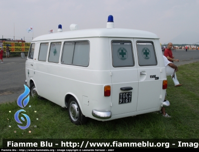 Fiat 238
Croce Verde Torino
veicolo storico
Parole chiave: Fiat 238 CV_Torino Ambulanza