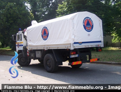 Iveco ACM90
Gruppo Intercomunale di Cerro Maggiore, Rescaldina e San Vittore Olona (MI)
Gru retrocabina Bonfiglioli P7200
Parole chiave: Iveco ACM90_PC Cerro Maggiore_Rescaldina