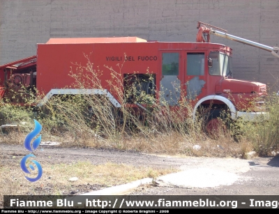 Mercedes-Benz 2620
Vigili del Fuoco
Comando Provinciale di Trapani
Automezzo ex nucleo Aeroportuale di Panteleria
Parole chiave: Mercedes-Benz 2620