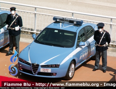 Alfa Romeo 159
Polizia di Stato
Squadra Volante
POLIZIA F6178
Parole chiave: Alfa-Romeo 159 PoliziaF6178