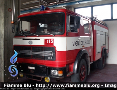 Iveco OM 160
Vigili del Fuoco
AutoPompaSerbatoio allestimento Baribbi
VF 11659
Parole chiave: Iveco OM 160 VF11659