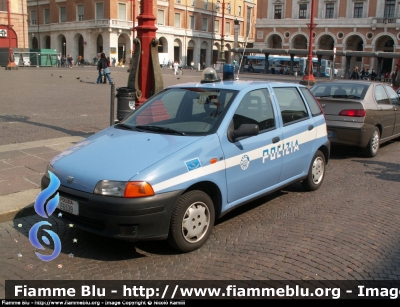 Fiat Punto I serie
Polizia di Stato
Polizia Stradale
POLIZIA E6539
Parole chiave: Fiat Punto_Iserie PoliziaE6539