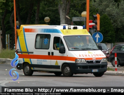 Fiat Ducato III serie
Misericordia di Alfero
Allestita Edm
Parole chiave: Fiat Ducato_IIIserie 118_ForlìCesena Ambulanza Misericordia_Alfero