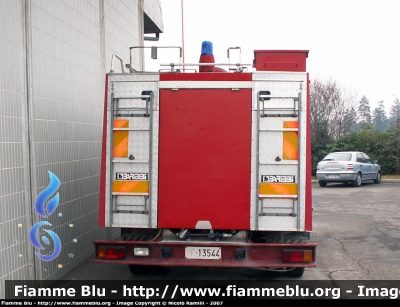 Iveco OM 79-13
Vigili del Fuoco
AutoPompaSerbatoio
VF 13544
Parole chiave: Iveco OM 79-13 VF13544