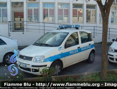 Fiat Nuova Panda
Polizia Municipale Ragusa
POLIZIA LOCALE
YA 549 AC
Parole chiave: Fiat Nuova_Panda Polizia_Municipale_Ragusa