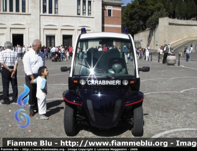 GEM e4 Open Elettrico
Carabinieri
Veicolo Elettrico in Dotazione alla Territoriale
CC A4282
Parole chiave: Gem_e4_Open_Elettrico_Carabinieri