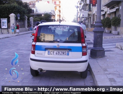 Fiat Nuova Panda
Polizia Municipale Pozzallo
Parole chiave: Fiat Nuova_Panda PM_Pozzallo