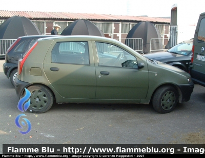 Fiat Punto II serie 
Esercito Italiano 
EI BG 083
Parole chiave: Fiat Punto_IIserie EIBG083