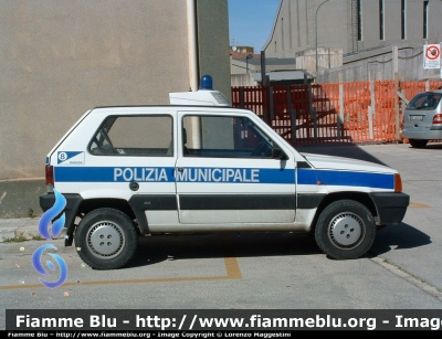 Fiat Panda 4x4 II serie
Polizia Municipale Ragusa
Parole chiave: Fiat Panda_4x4_IIserie PM_Ragusa