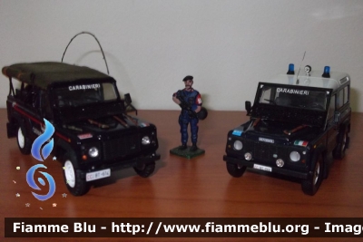 Land Rover Defender 90
Carabinieri
Rgt MSU 2^ Brigata Mobile - Unità Specializzata Multinazionale

Parole chiave: Land-Rover Defender_90