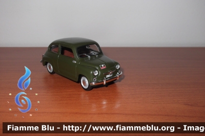 Fiat 600 D
Carabinieri
Btg Mobile - 1956
Modello in scala 1/43
Parole chiave: Fiat 600_D