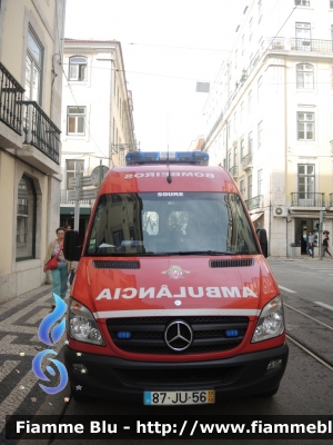 Mercedes-Benz Sprinter III serie
Portugal - Portogallo
Bombeiros di Lisbona - ambulanza medicalizzata
Parole chiave: Mercedes-Benz Sprinter_IIIserie Ambulanza