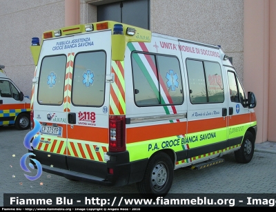 Fiat Ducato III Serie 
Pubblica Assistenza Croce Bianca Savona
Unità Mobile di Soccorso
Ambulanza Allestita MAF 
Parole chiave: Fiat Ducato_IIISerie Ambulanza MAF PA Croce Bianca Savona