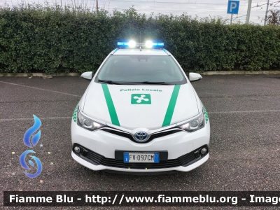 Toyota Auris Hybrid
Polizia Locale Desio (MB)
Parole chiave: Toyota Auris Hybrid