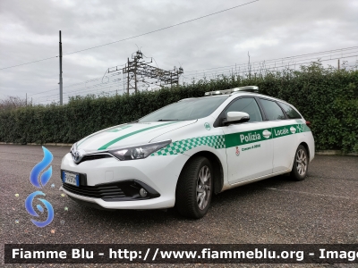 Toyota Auris Hybrid
Polizia Locale Desio (MB)
Parole chiave: Toyota Auris Hybrid