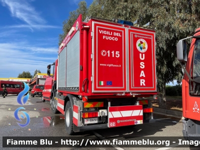 Astra HD9 44.41
Vigili del Fuoco
Comando Provinciale di Catanzaro
Autocarro USAR (Urban Search And Rescue)
Allestimento Piemme Matacena
VF 30630
Parole chiave: Astra HD9_44.41 VF30630