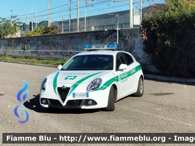 Alfa Romeo Nuova Giulietta
Polizia Locale Desio (MB)
Auto 4
Parole chiave: Alfa-Romeo Nuova_Giulietta