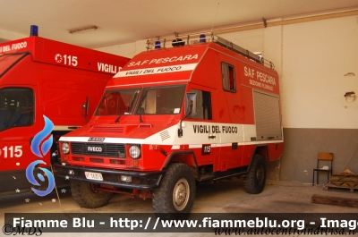 Iveco VM90
Vigili del Fuoco
Comando Provinciale di Pescara
Nucleo Speleo Alpino Fluviale 
Allestimento Baribbi 
VF 16319
Parole chiave: Iveco VM90 VF16319