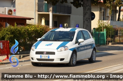 Fiat Grande Punto
Polizia Municipale 
Comune di Pineto (TE)
Parole chiave: Fiat Grande_Punto