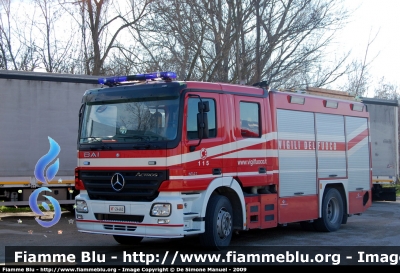 Mercedes-Benz Actros 1841 II serie
Vigili del Fuoco APS Distaccamento Alanno(Pe) VF24463
Parole chiave: Vigili del Fuoco  VF24463