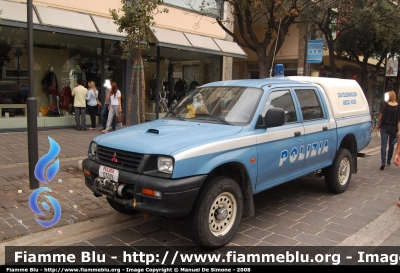 Mitsubishi L200 II serie
Polizia di Stato
Parole chiave: Mitsubishi L200_IIserie PoliziaD5319