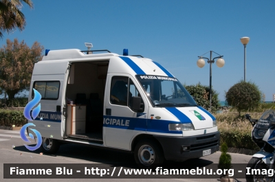 Fiat Ducato II serie
Polizia Municipale Pescara
Parole chiave: Fiat Ducato_IIserie