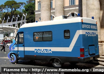 Fiat Ducato II serie
Polizia di Stato 
Ufficio Mobile 
POLIZIA D2426
Parole chiave: Fiat_Ducato_IIserie Ufficio_Mobile PoliziaD2426