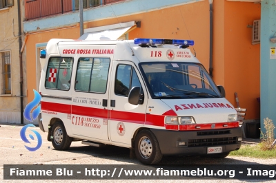 Fiat Ducato II serie
Croce Rossa Italiana 
Sede di Pianella (PE) 
CRI 15723
Parole chiave: Fiat Ducato_IIserie Ambulanza CRI15723