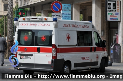 Fiat Ducato X250
Croce Rossa Italiana
Comitato Provinciale di Pescara
Allestita Mariani Fratelli
CRI 398 AC
Parole chiave: Fiat Ducato_X250 CRI398AC Ambulanza