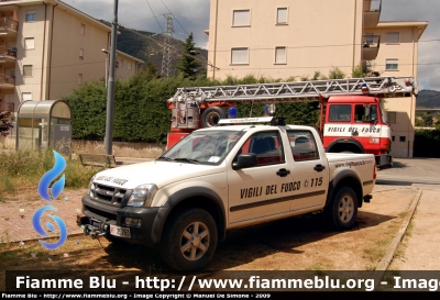 Isuzu D-Max I serie
Vigili del Fuoco
VF 25263
Parole chiave: Isuzu D-Max_Iserie VF25263