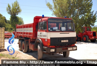 Iveco 330-35
Vigili del Fuoco
Comando Provinciale di Belluno
VF 19024
Parole chiave: Iveco 330-35 VF19024 Terremoto L&#039;Aquila Abruzzo