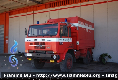 Iveco 80-17
Vigili del Fuoco
VF 15860
Parole chiave: Iveco 80-17 VF15860