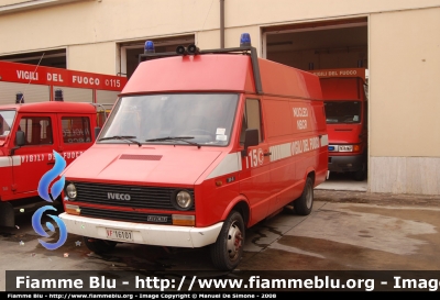 Iveco Daily I serie
Vigili del Fuoco
Comando di Pescara
VF16101 
Parole chiave: Iveco Daily_Iserie VF1601