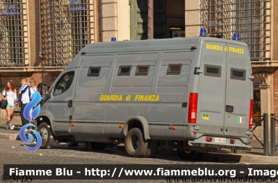 Iveco Daily III serie
Guardia di Finanza
Automezzo Blindato per Ordine Pubblico
GdiF 894 AW
Parole chiave: Iveco Daily_IIIserie GdiF894AW