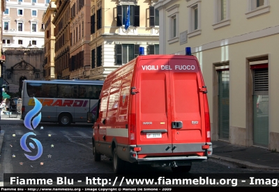 Iveco Daily III Serie
Vigili del Fuoco 
Comando di Roma 
Nucleo NBCR 
VF 22711 
Parole chiave: Iveco_Daily_IIIserie VF22711