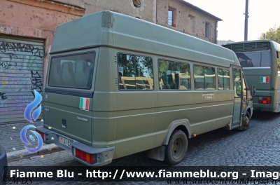 Iveco Daily II serie
Aeronautica Militare
70° Stormo - Latina
AM AI 527
Parole chiave: Iveco Daily_IIserie AMAI527