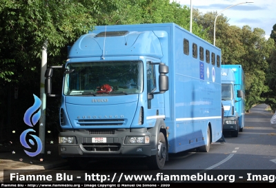 Iveco EuroCargo 160E28 II serie
Polizia di Stato
Reparto a Cavallo 
Polizia F9495
Parole chiave: Iveco EuroCargo_160E28_IIserie PoliziaF9495 Festa_della_Repubblica_2009