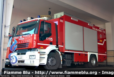 Iveco Stralis AD190S35 I serie "One"
Vigili del Fuoco
Comando Provinciale di Roma
Nucleo NBCR
VF 24031
Parole chiave: Iveco Stralis_AD190S35_Iserie_One VF24031