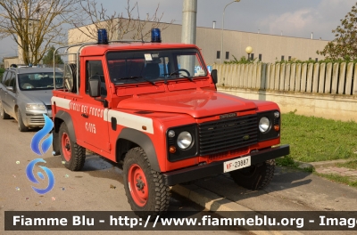 Land Rover Defender 90
Vigili del Fuoco
Comando Provinciale di Pescara
VF 23887
Parole chiave: Land-Rover Defender_90 VF23887