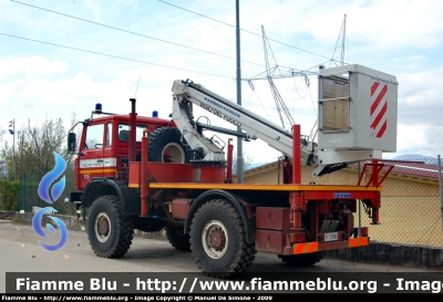 Man-Meccanica F99 4x4
Vigili del Fuoco
Comando di Venezia
VF17060
Parole chiave: Man-Meccanica F99_4x4 VF17060