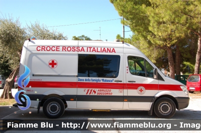 Mercedes-Benz Sprinter III serie
Croce Rossa Italiana 
Sede di Pianella (PE) 
CRI 596AA
Parole chiave: Mercedes-Benz Sprinter_IIIserie Ambulanza CRI596AA