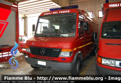 Mercedes-Benz Vario 814D
Vigili del Fuoco UCL Comando di Ascoli VF23826
Parole chiave: Mercedes-Benz_Vario_814D VF23826