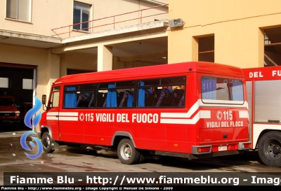 Mercedes-Benz Vario 815D
Vigili del Fuoco
Comando Provinciale di Pescara
VF 24121
Parole chiave: Mercedes-Benz Vario_815D VF24121