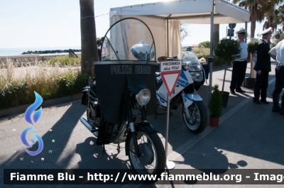 Gilera
Polizia Locale 
Vigili Urbani Montesilvano
Parole chiave: Gilera