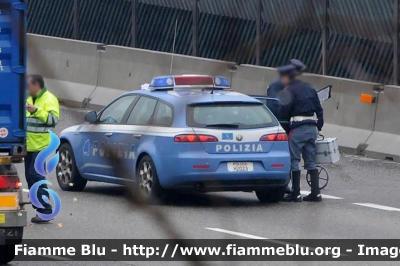 Alfa Romeo 159 Sportwagon Q4
Polizia di Stato
Polizia Stradale in servizio sull'Autostrada Torino - Piacenza
POLIZIA H2023
Parole chiave: Alfa-Romeo 159_Sportwagon_Q4 POLIZIAH2023