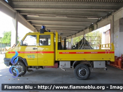 Iveco Daily 4x4 II serie
VAB Colline Metallifere (GR)
Mezzo polivalente per antincendio boschivo e Protezione Civile
Codice automezzo 77
Parole chiave: Iveco Daily_4x4_IIserie